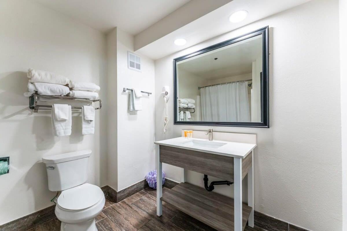 Tempe Studio Apartment TWO Full size BEDS Esterno foto